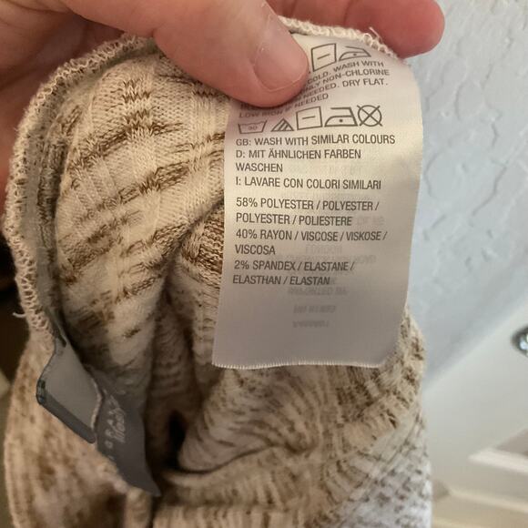 Susan Graver Lifestyle Wide Leg Cropped Lounge Sweater Pants - Size LP - Picture 7 of 7